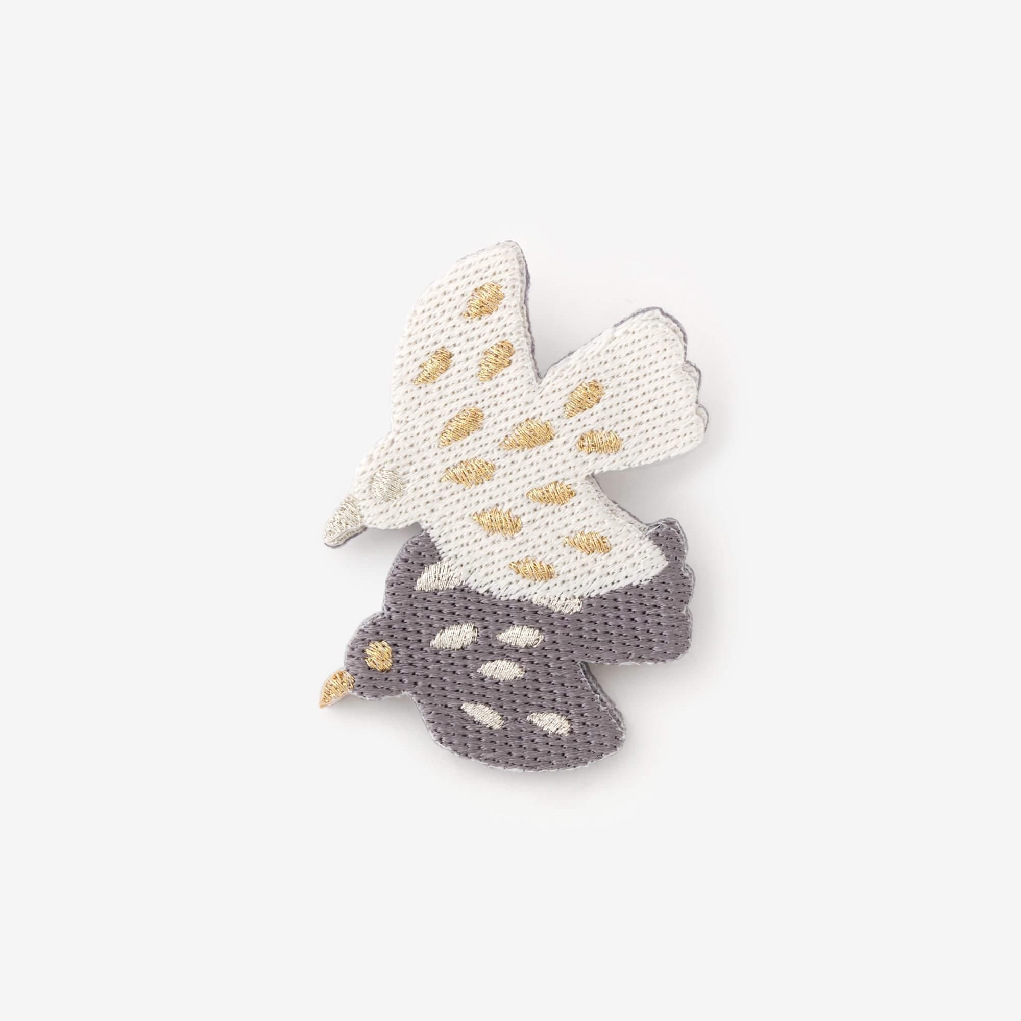 刺繍飾り（ししゅうかざり）／とり 白練色（しろねりいろ）2