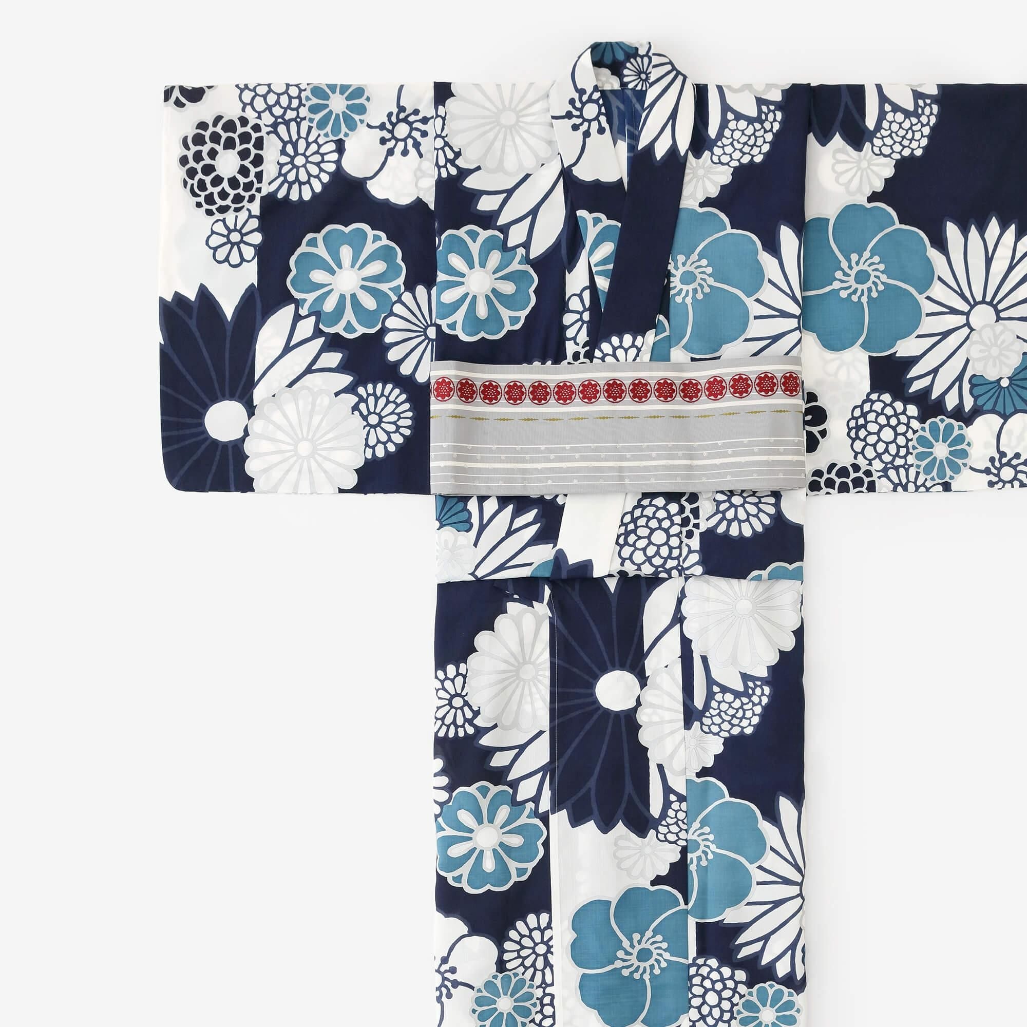 Kosugi-Textilien wurden sorgfältig von Theo α Yukata/Kinrandonsu hergestellt