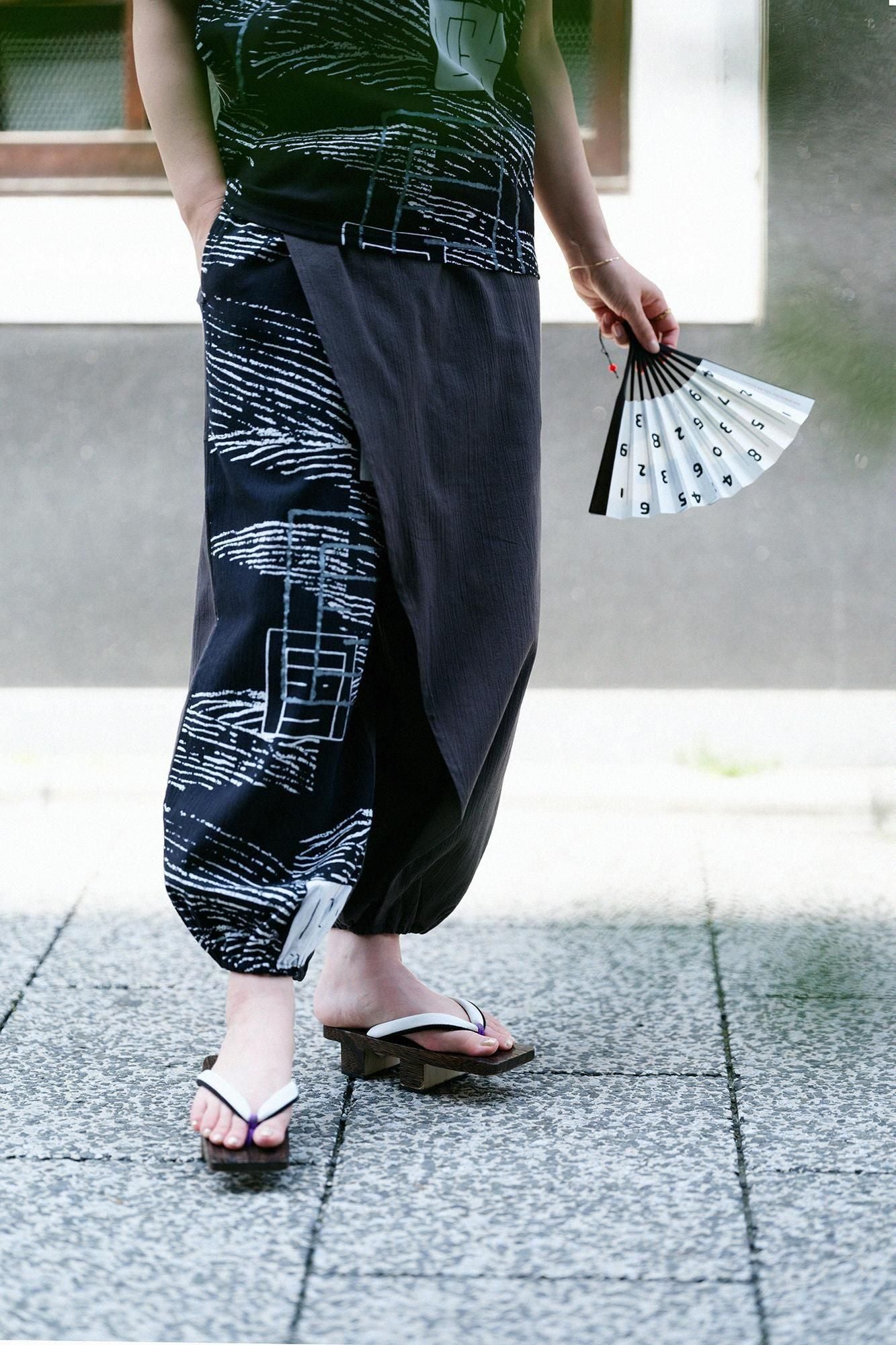 【6月23日頃発送予定】高島縮 20/20 手柄寛衣下（たかみかんいした） 片身替わり（かたみがわり）／濃灰（こいはい）×令和の波